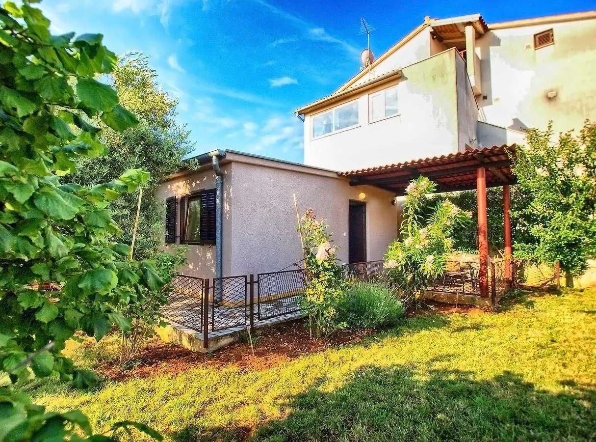 Holiday Home Snjezana Stinjan