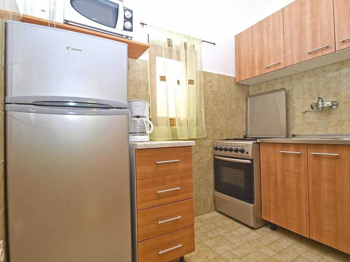 Holiday Home Snjezana Stinjan 0*,  Croatia